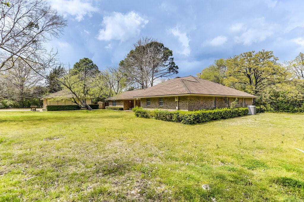 1208 East Stark Road, Seagoville, TX 75159