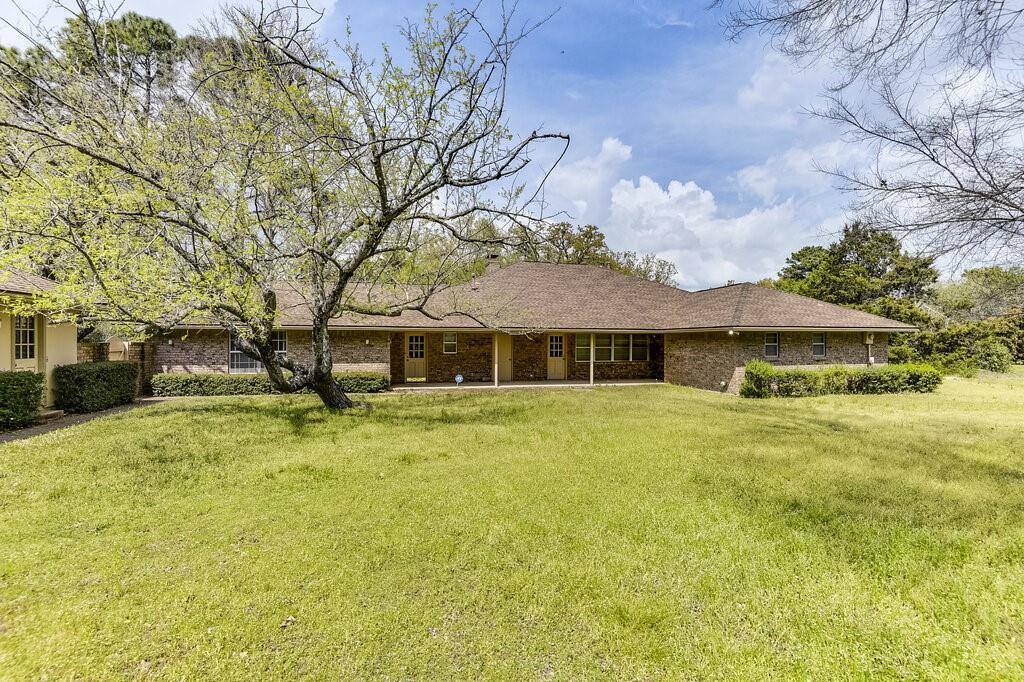 1208 East Stark Road, Seagoville, TX 75159