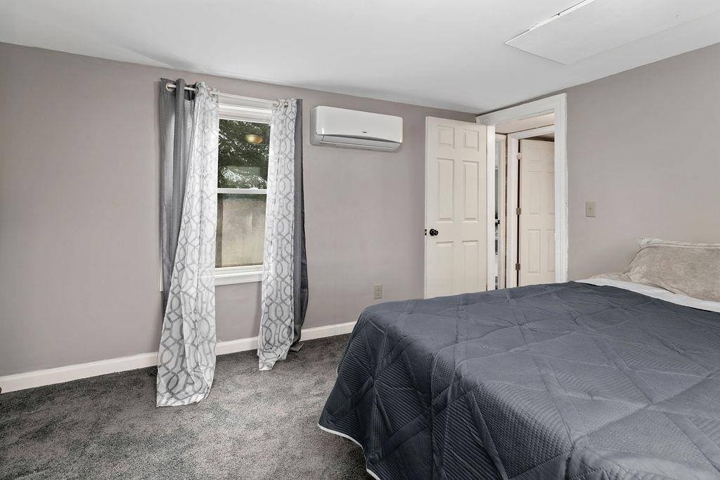 696 Indian Mound Rd, Staunton, VA 24401