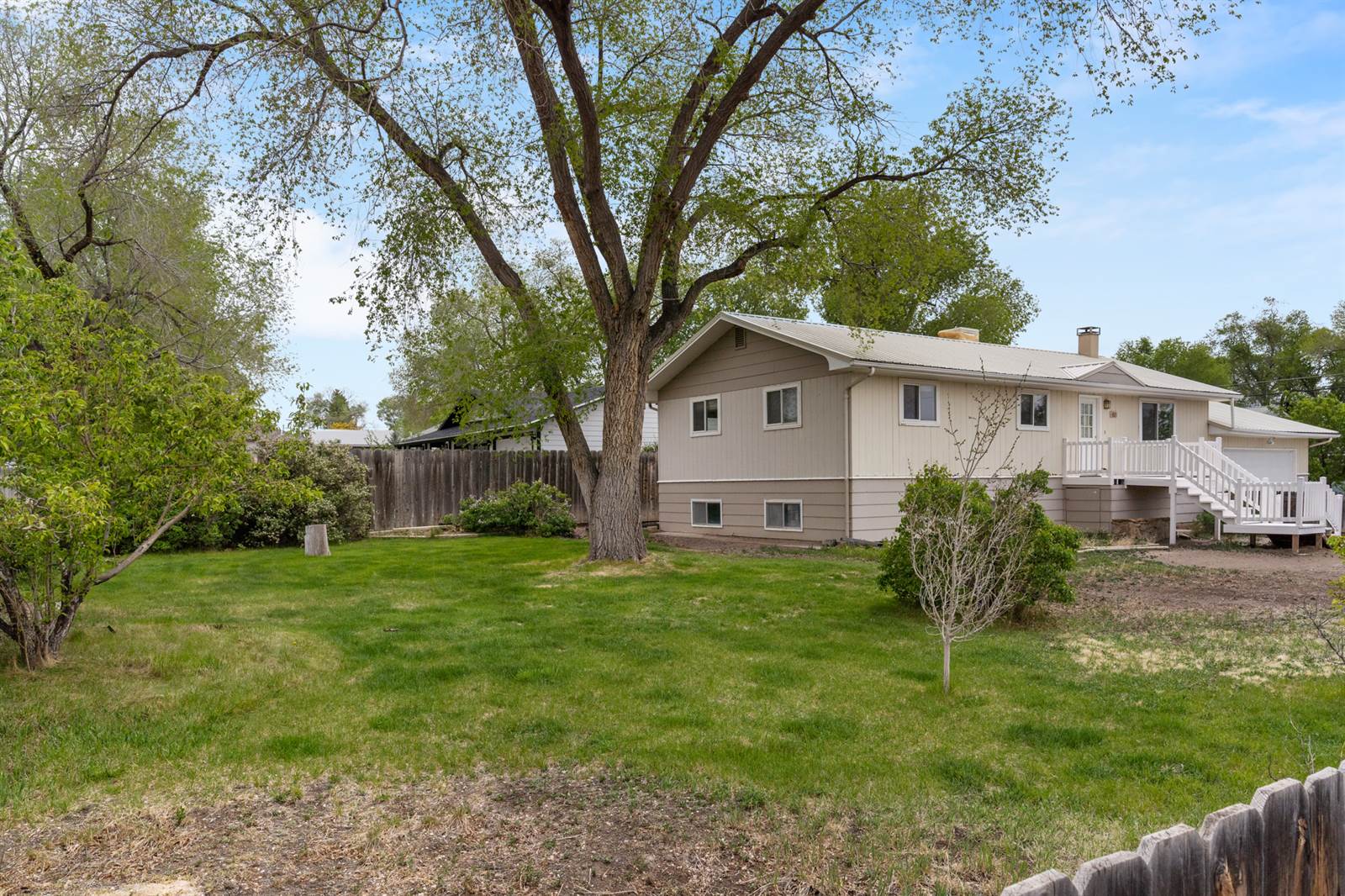 801 S Nevada Avenue, Montrose, CO 81401