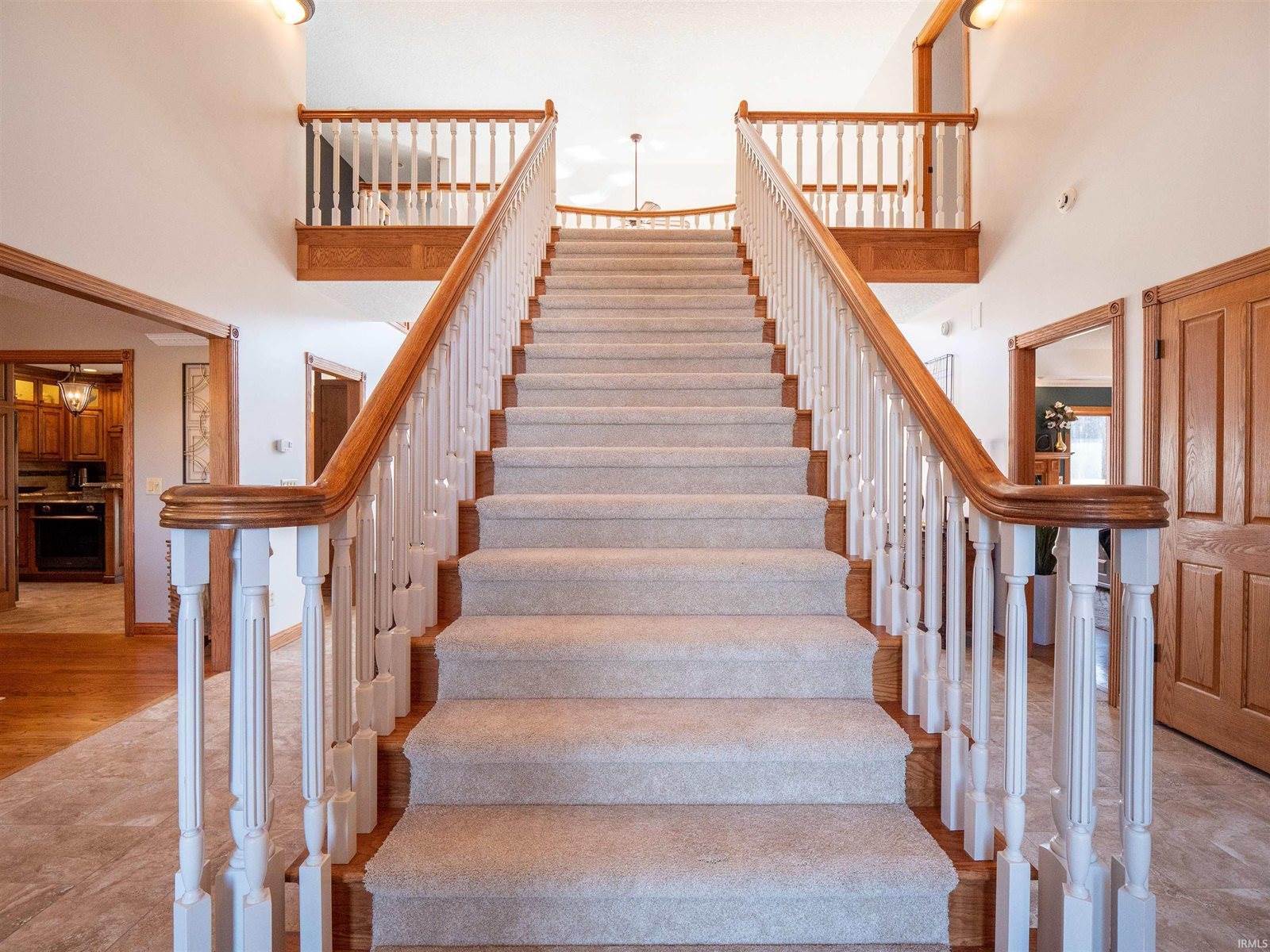 16702 Tonkel Road, Leo, IN 46765