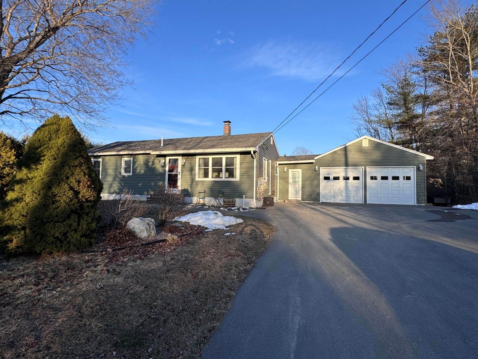 200 Mayo Road, Hampden, ME 04444