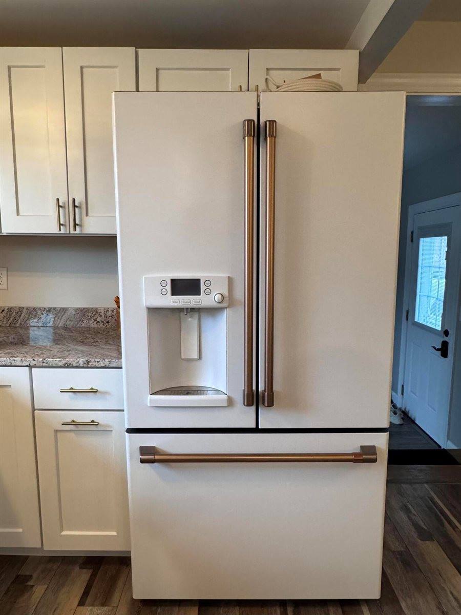 200 Mayo Road, Hampden, ME 04444