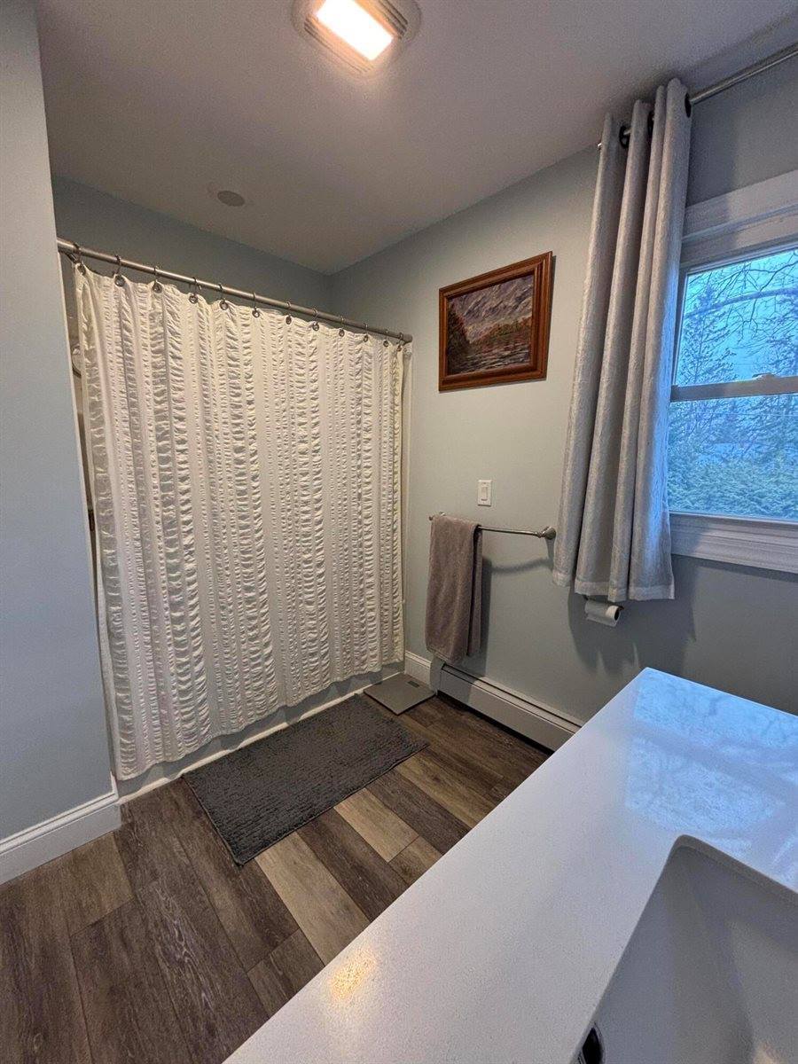 200 Mayo Road, Hampden, ME 04444