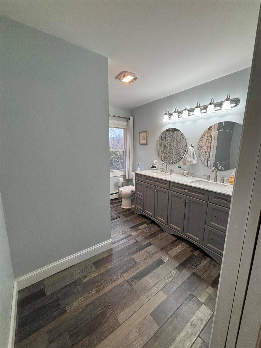 200 Mayo Road, Hampden, ME 04444