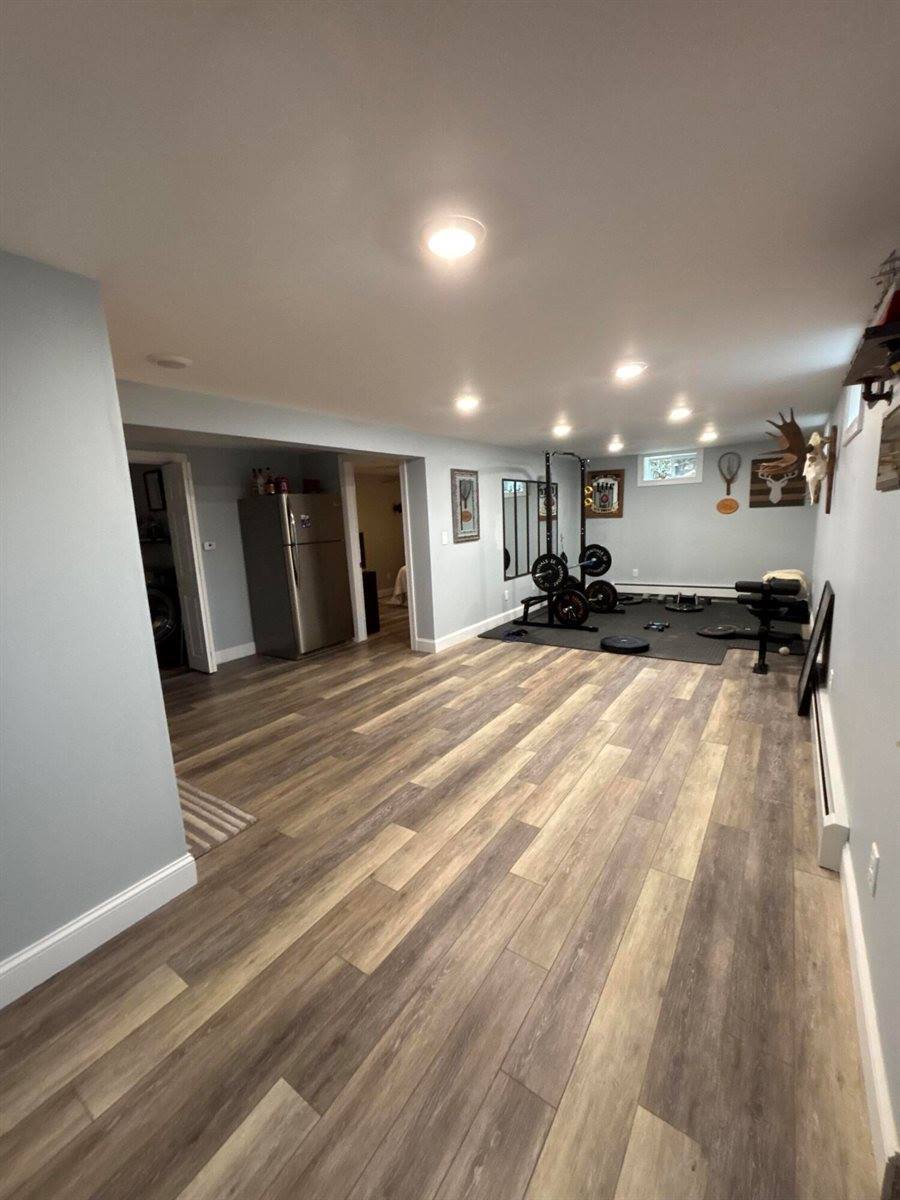 200 Mayo Road, Hampden, ME 04444