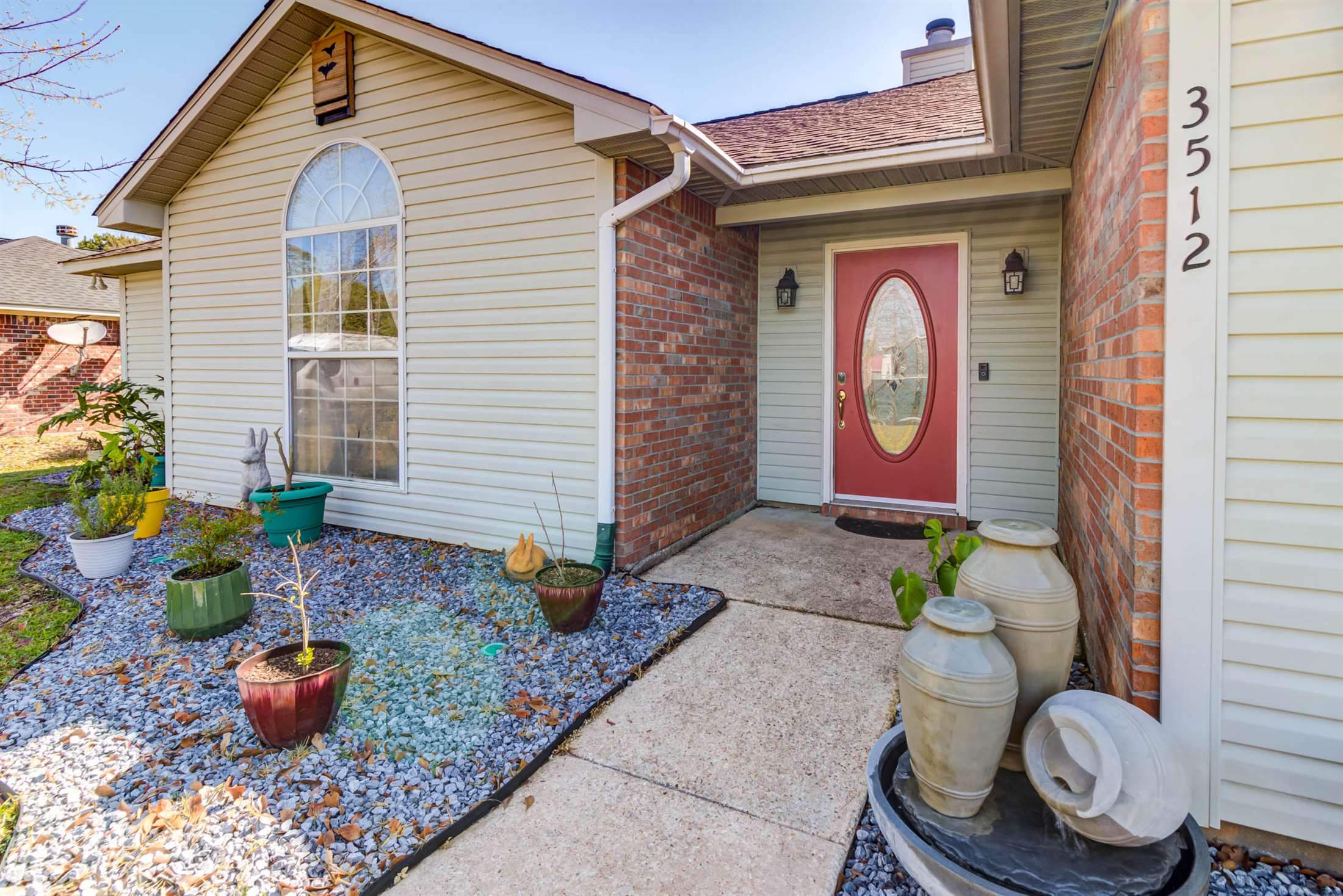 3512 North 9th Street, Ocean Springs, MS 39564