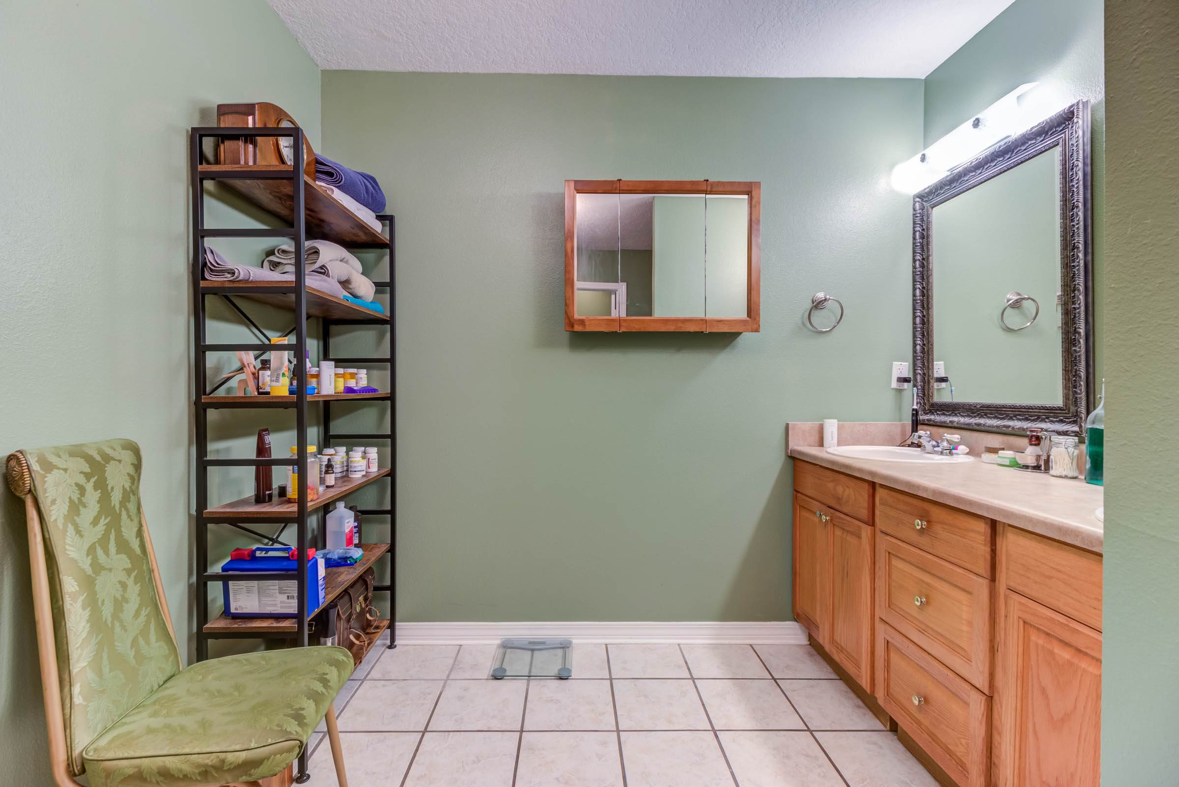3512 North 9th Street, Ocean Springs, MS 39564