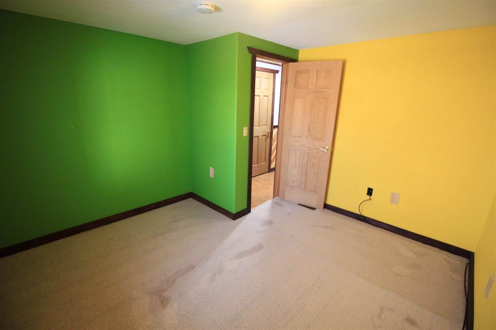 1500 73rd St SE, Minot, ND 58701