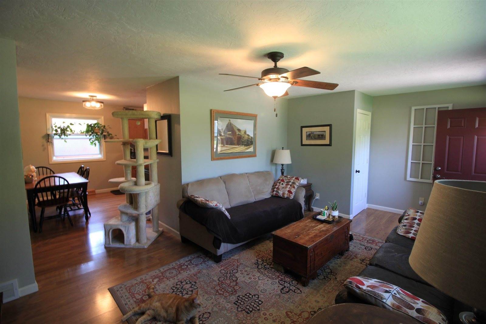1616 1st Ave SE, Minot, ND 58701