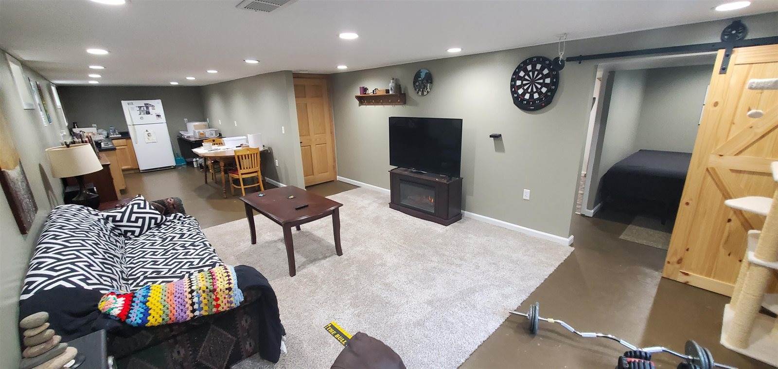 1616 1st Ave SE, Minot, ND 58701