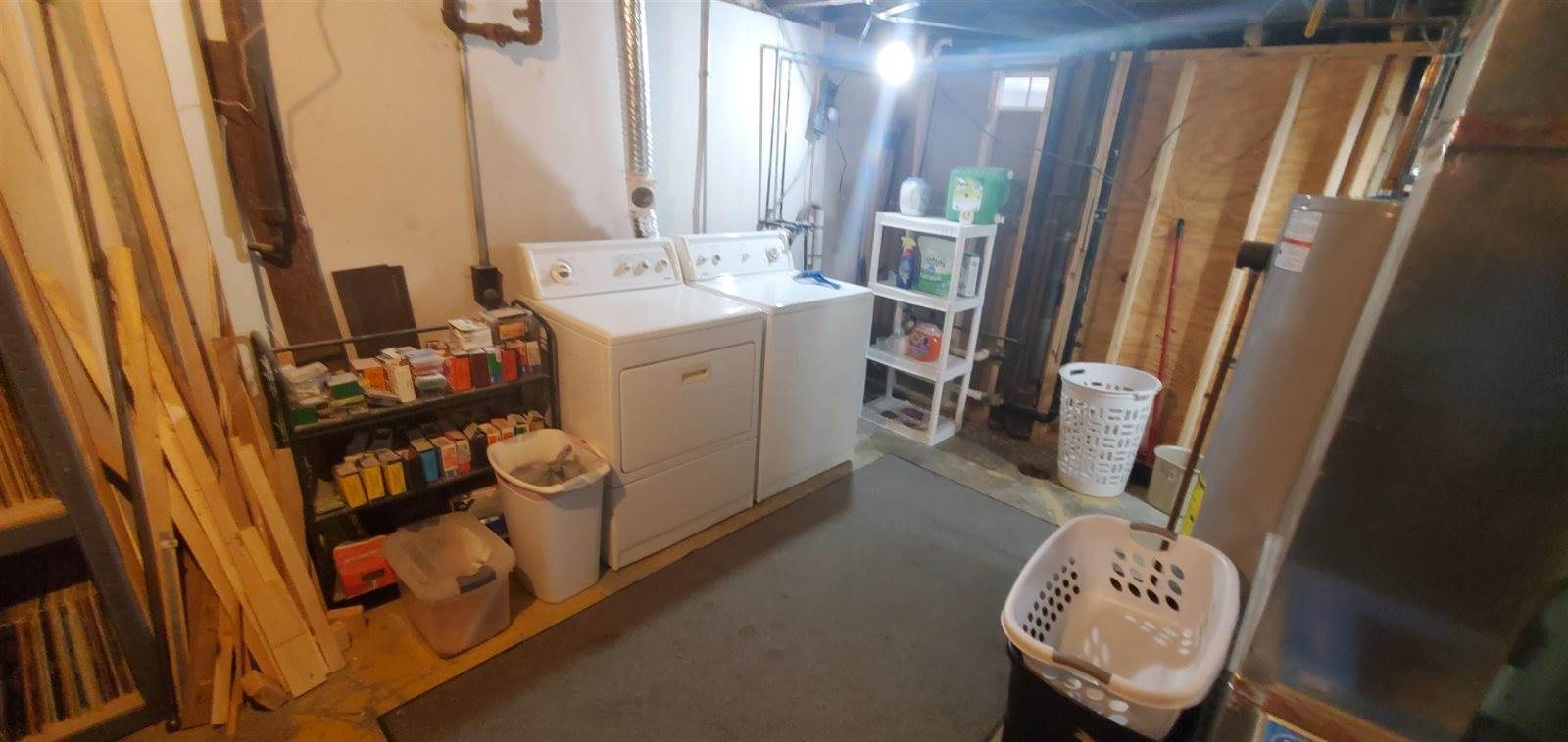 1616 1st Ave SE, Minot, ND 58701