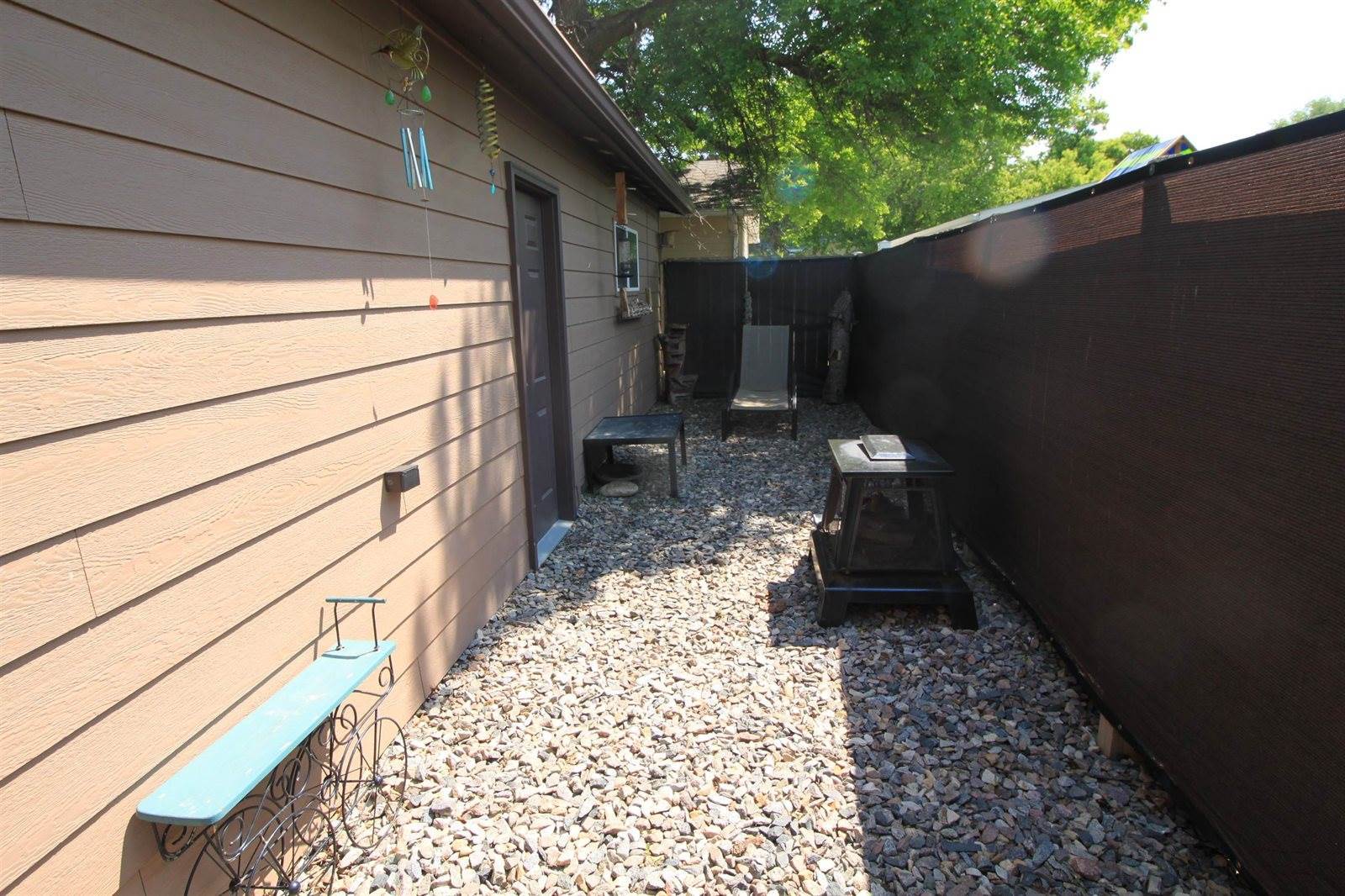1616 1st Ave SE, Minot, ND 58701