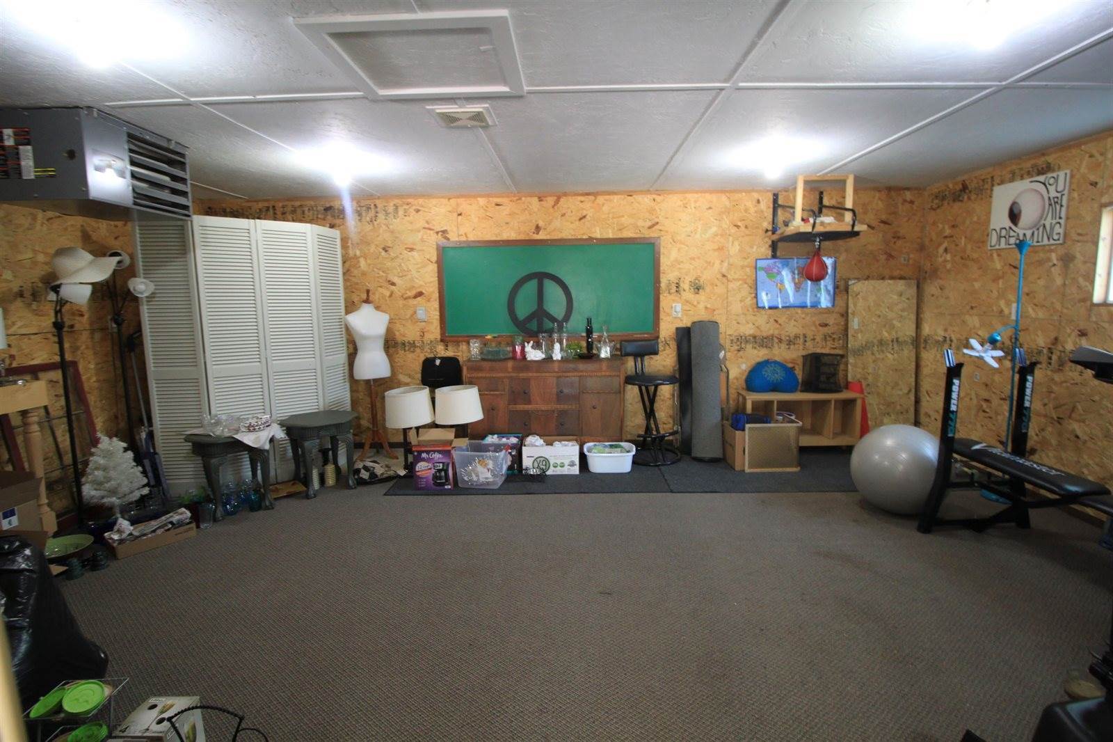 1616 1st Ave SE, Minot, ND 58701