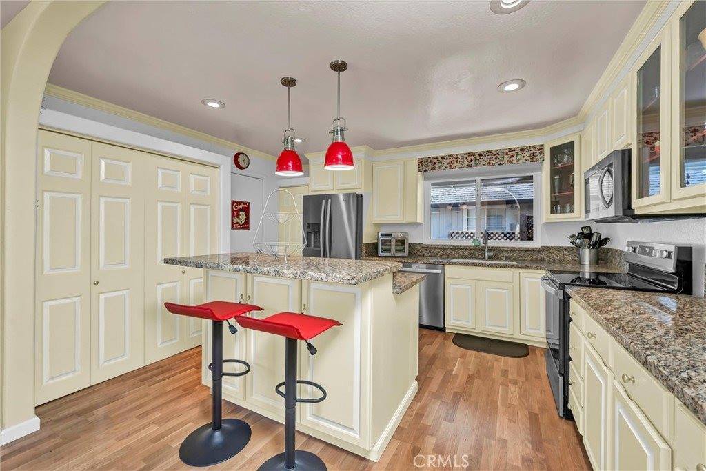 18343 Deer Hollow Road, Hidden Valley Lake, CA 95467