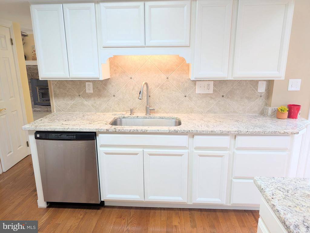 8866 Olde Mill Run, Manassas, VA 20110