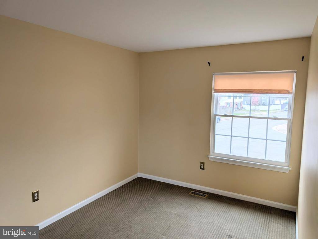 8866 Olde Mill Run, Manassas, VA 20110