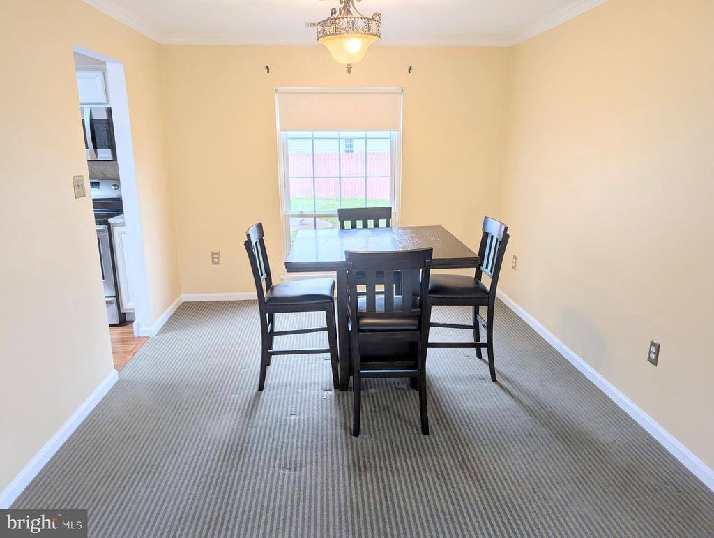 8866 Olde Mill Run, Manassas, VA 20110