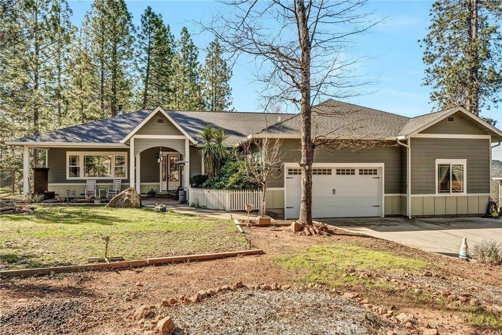 8902 Fox Drive, Cobb, CA 95426