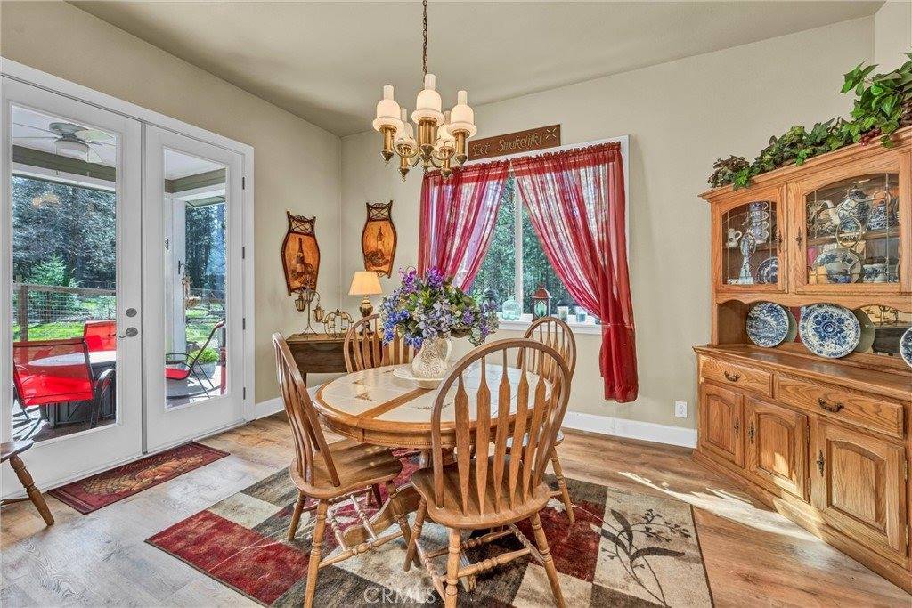 8902 Fox Drive, Cobb, CA 95426