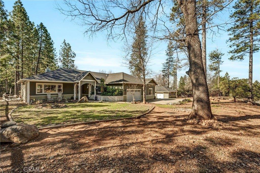 8902 Fox Drive, Cobb, CA 95426