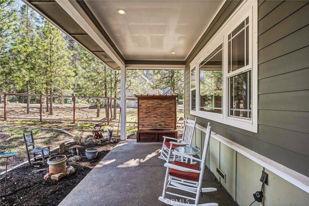 8902 Fox Drive, Cobb, CA 95426