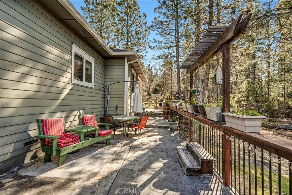 8902 Fox Drive, Cobb, CA 95426