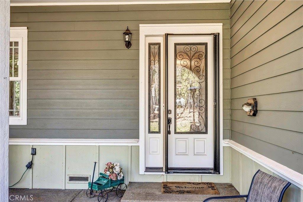 8902 Fox Drive, Cobb, CA 95426