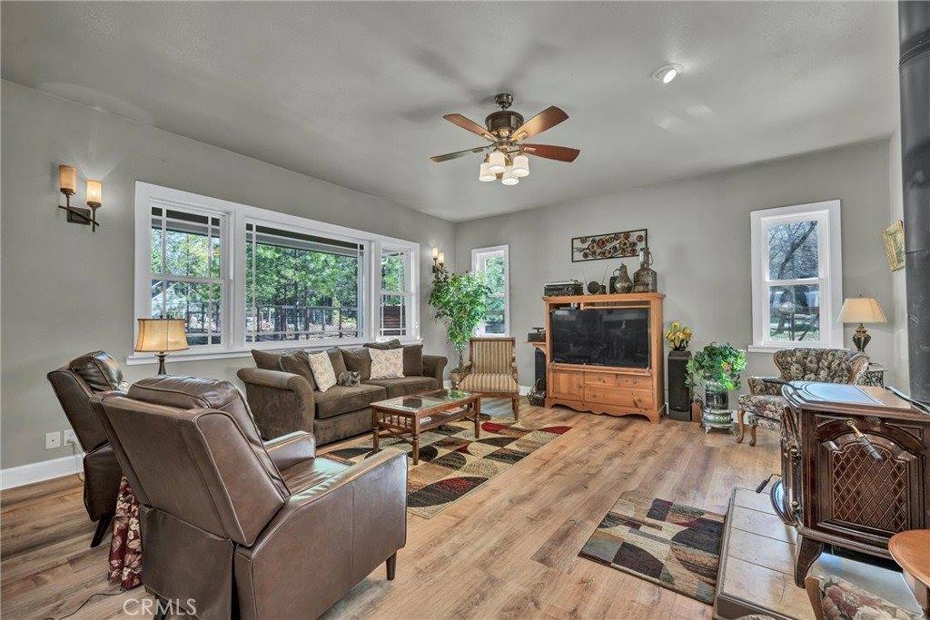 8902 Fox Drive, Cobb, CA 95426