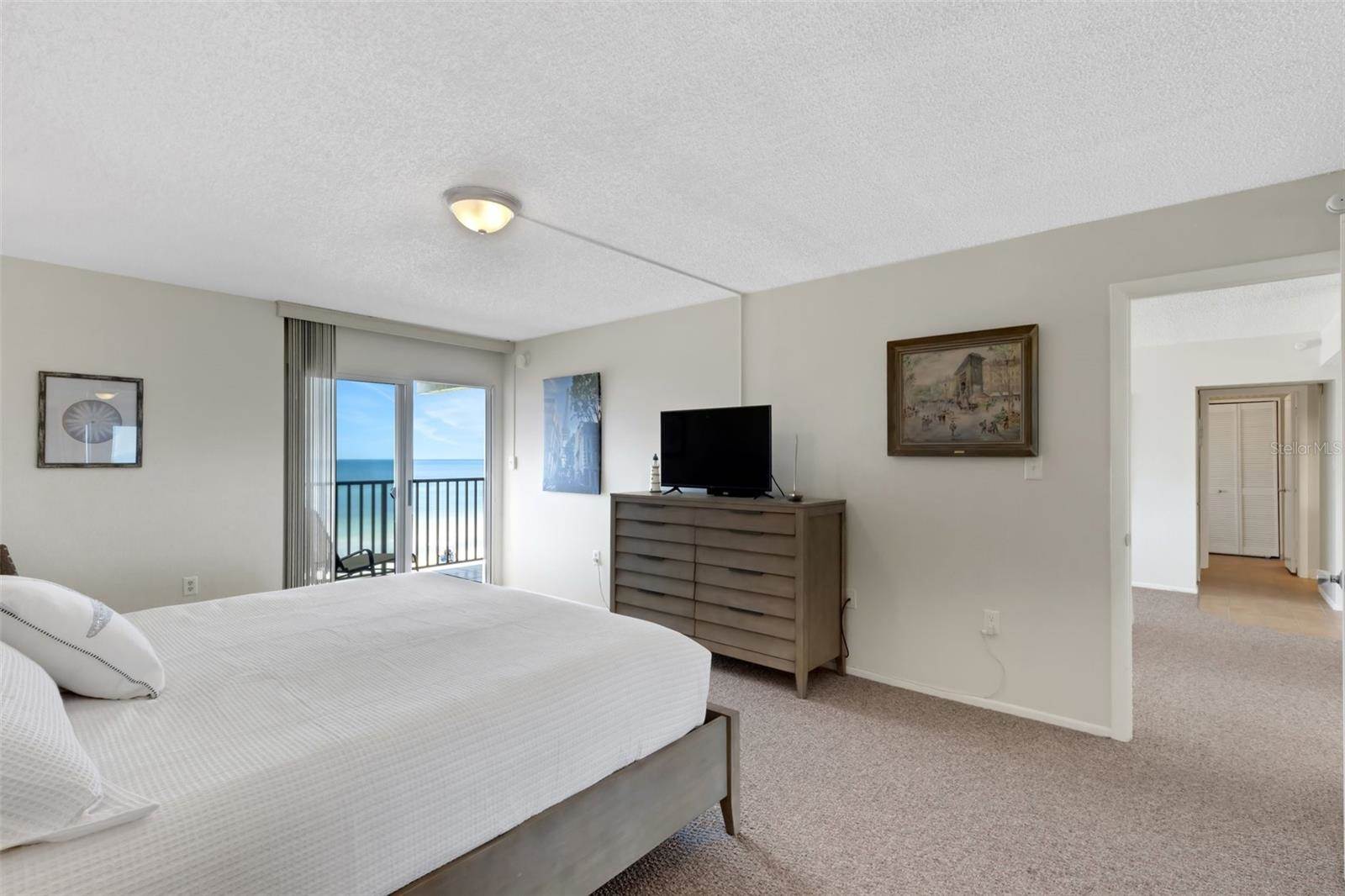 3235 Gulf of Mexico Drive, #A305, Longboat Key, FL 34228
