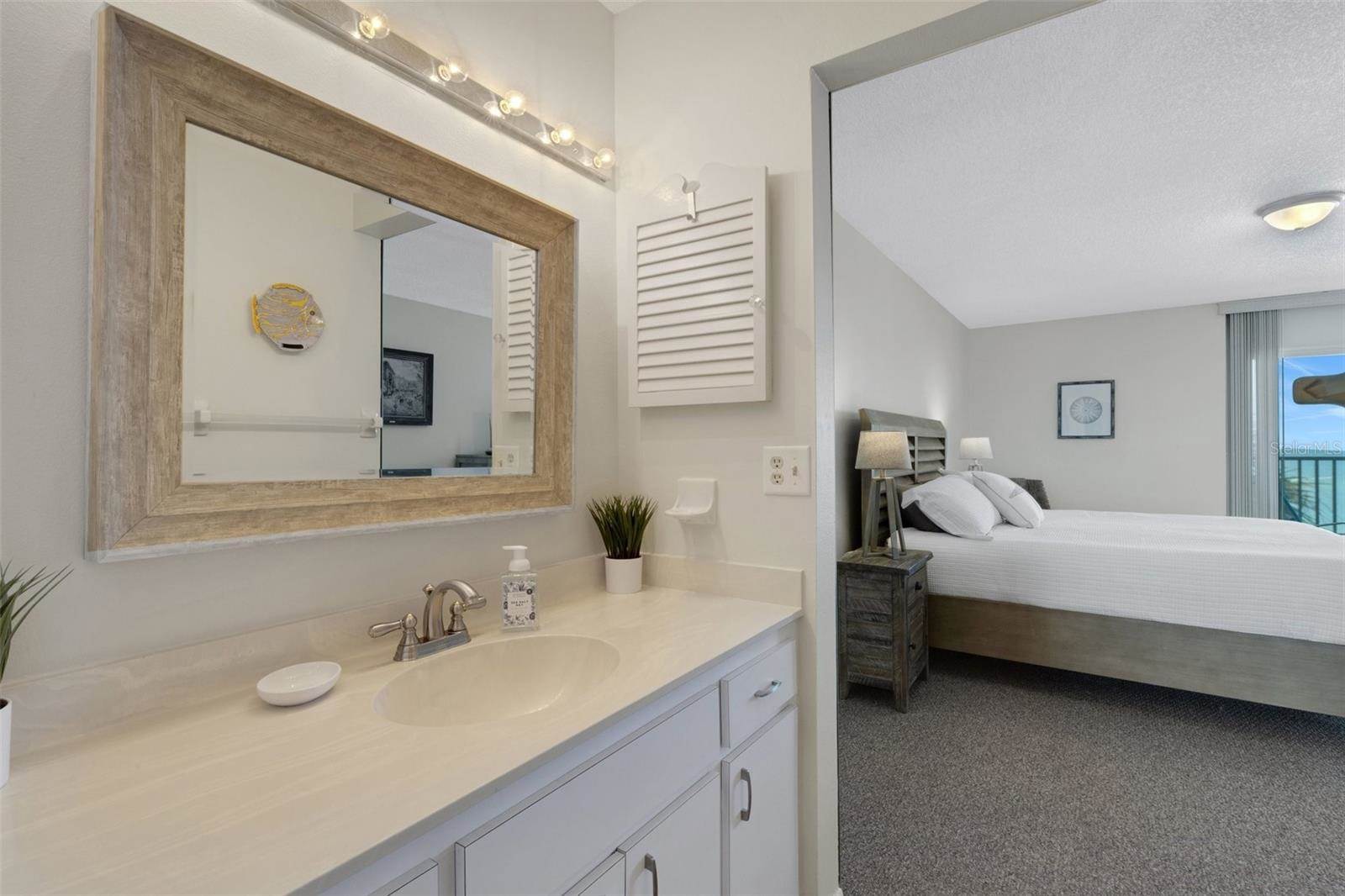 3235 Gulf of Mexico Drive, #A305, Longboat Key, FL 34228