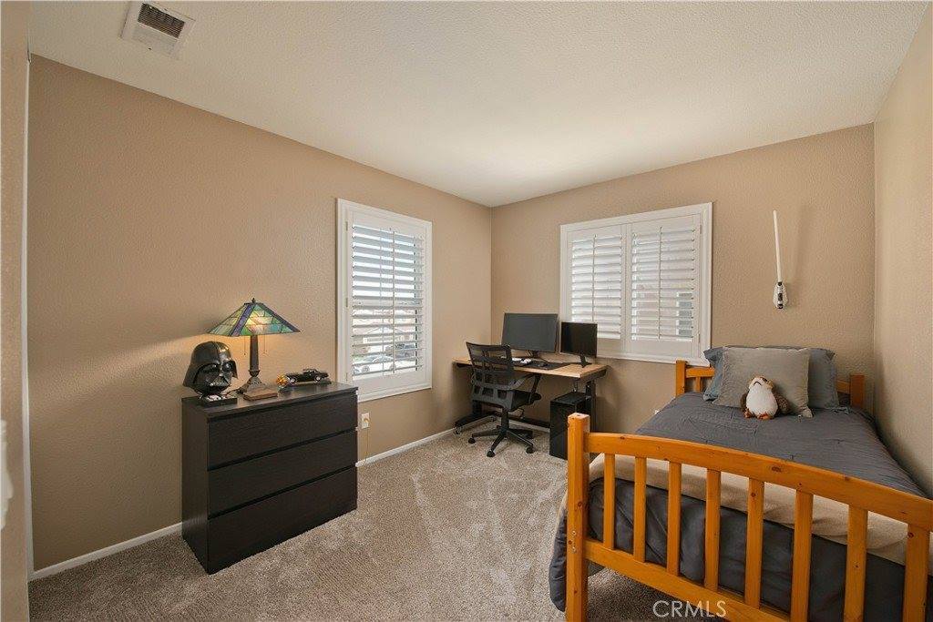 28334 Alton Way, Castaic, CA 91384