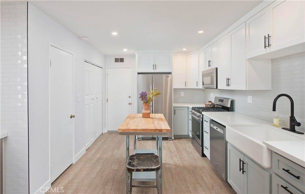 23408 Gaucho Court, Valencia, CA 91355