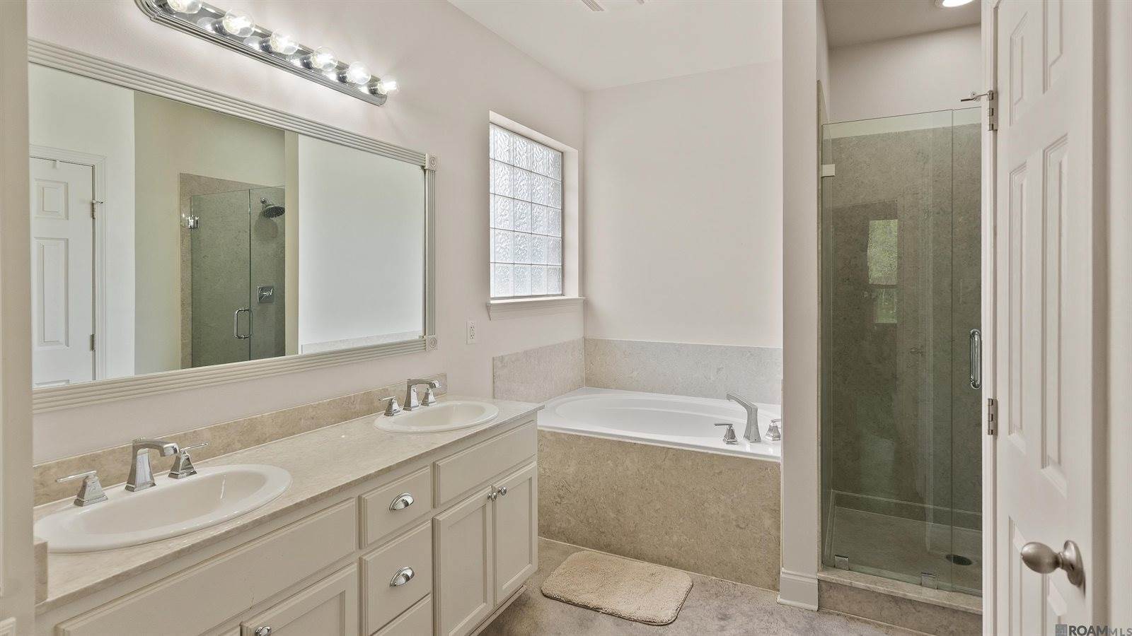 8482 M's Cove, Sorrento, LA 70778