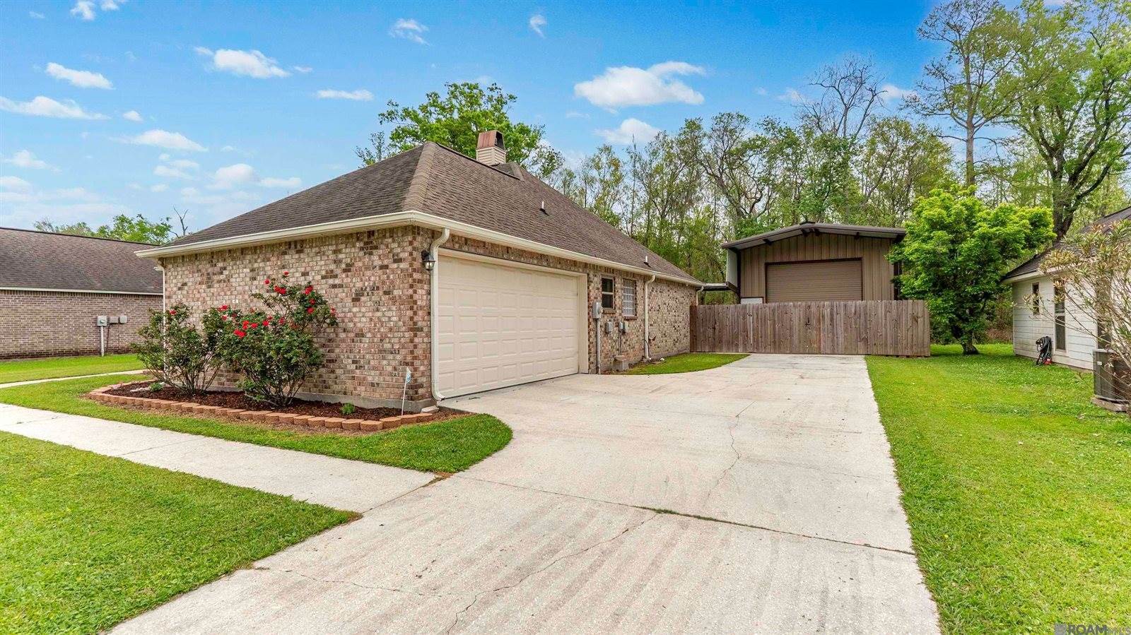 8482 M's Cove, Sorrento, LA 70778