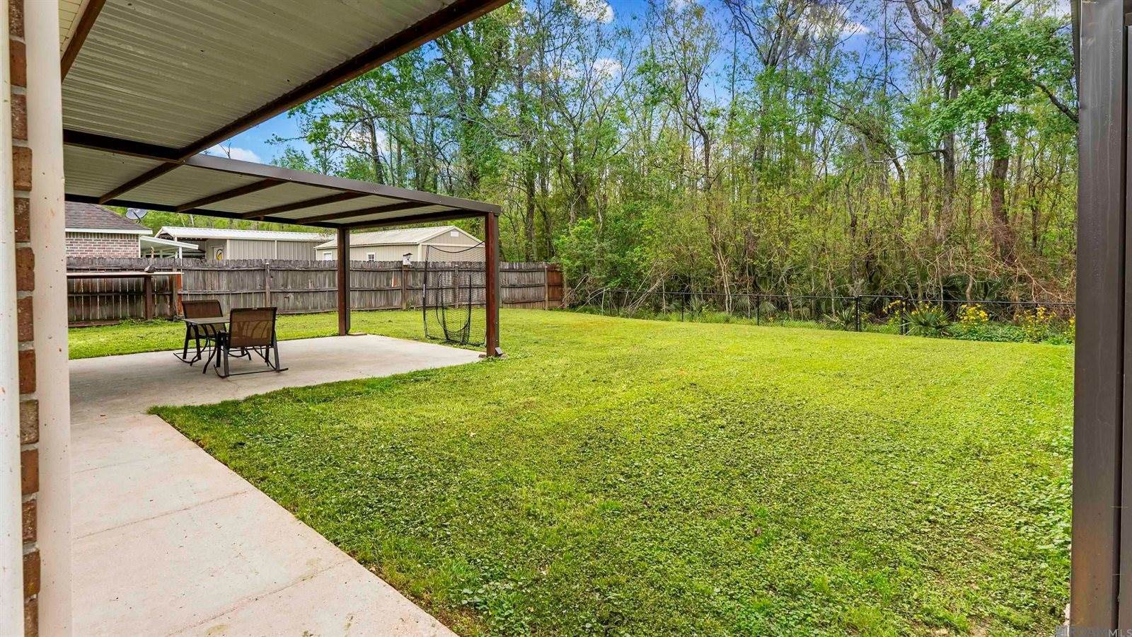 8482 M's Cove, Sorrento, LA 70778