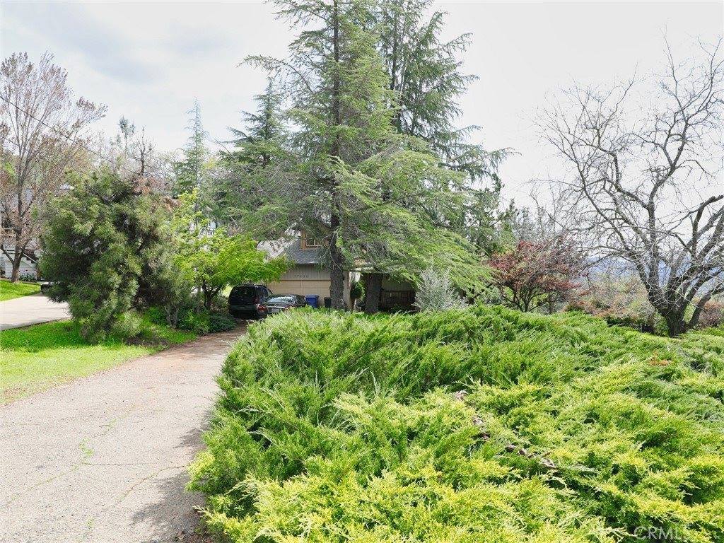 17832 Deer Hill Road, Hidden Valley Lake, CA 95467
