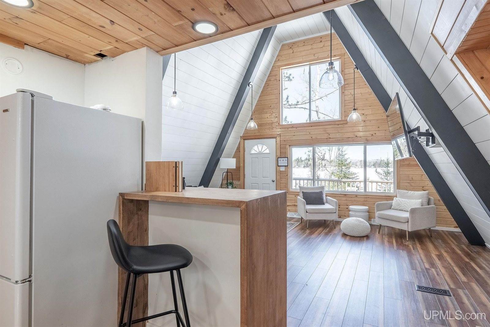 1320 S Helen Lake Road, Ishpeming, MI 49849