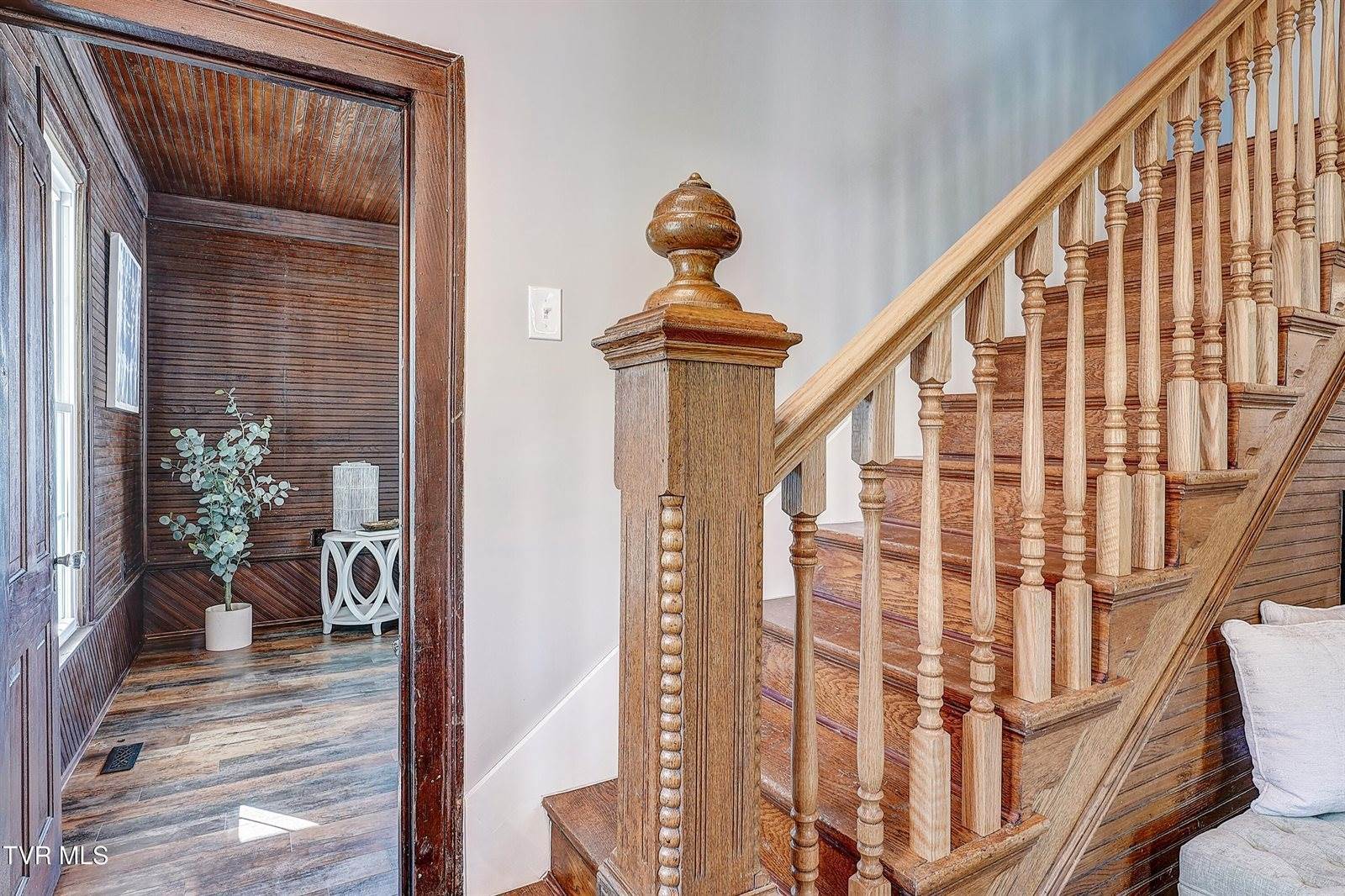 565 Droke Lane Lane, Blountville, TN 37617
