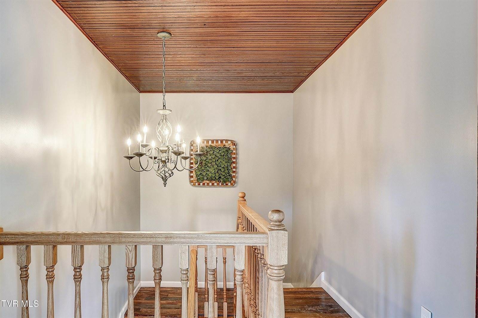565 Droke Lane Lane, Blountville, TN 37617