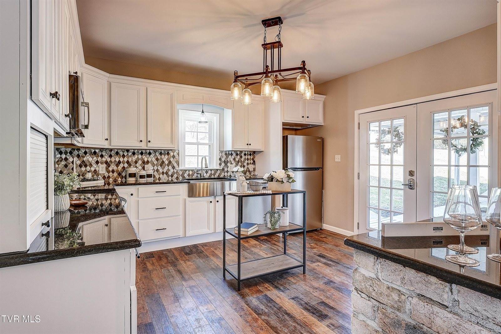 565 Droke Lane Lane, Blountville, TN 37617