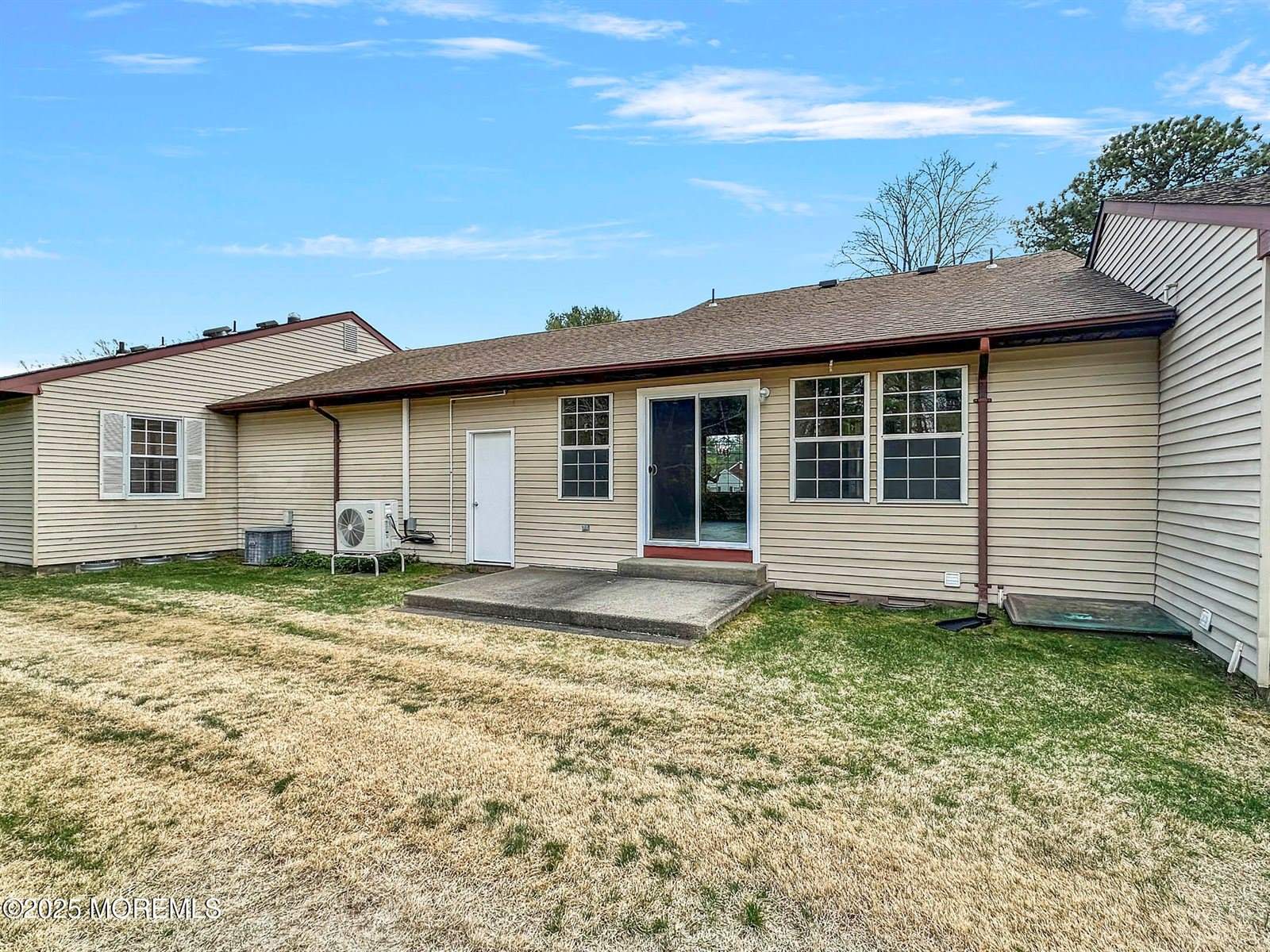 15 Alpine Road, Whiting, NJ 08759