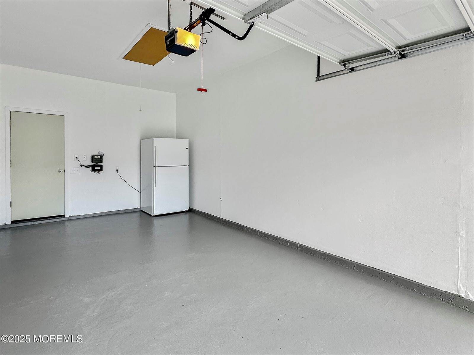 15 Alpine Road, Whiting, NJ 08759