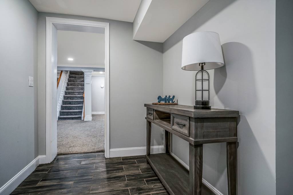 10 Powder Horn Dr, Morris Township, NJ 07960