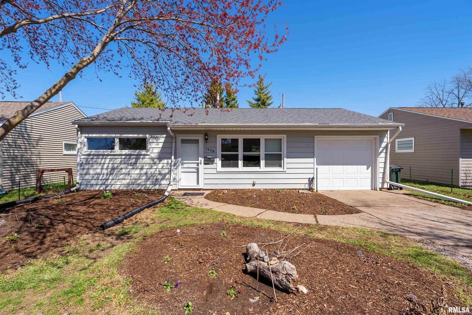 1446 West 29TH Street, Davenport, IA 52804