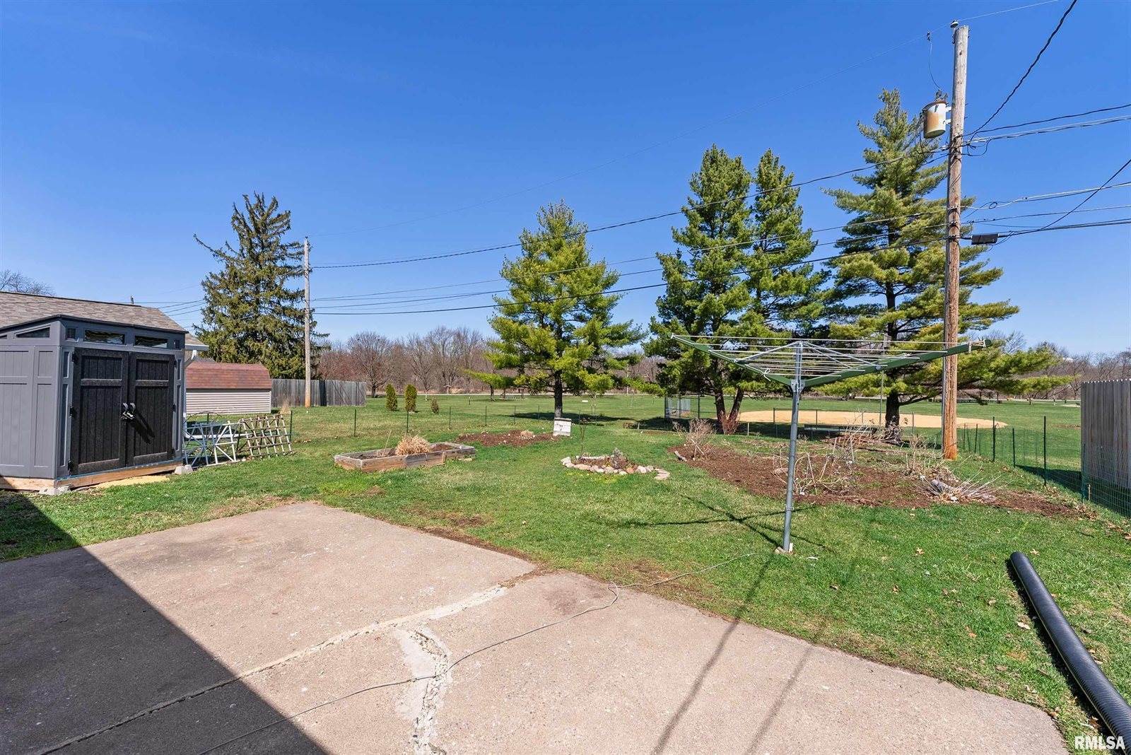 1446 West 29TH Street, Davenport, IA 52804