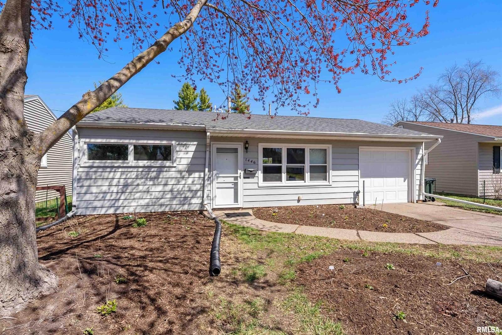 1446 West 29TH Street, Davenport, IA 52804