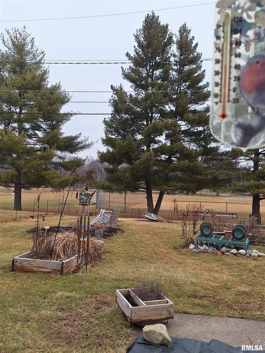 1446 West 29TH Street, Davenport, IA 52804