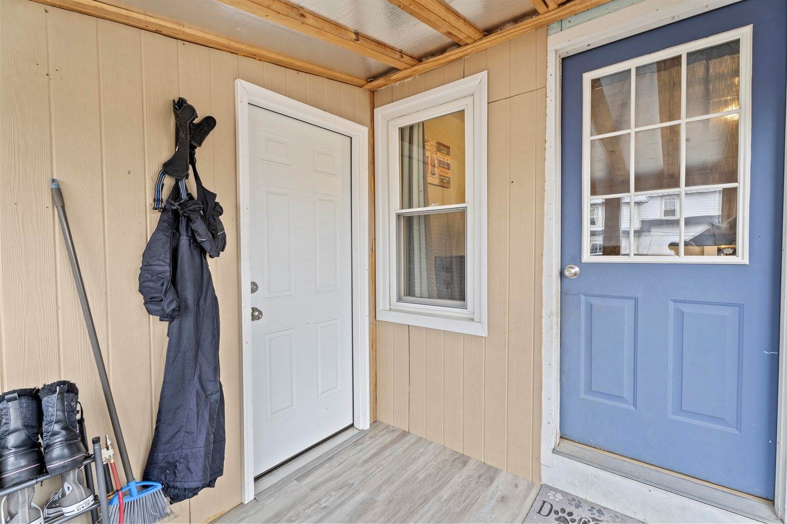 17 Wheelden Heights, Hampden, ME 04444