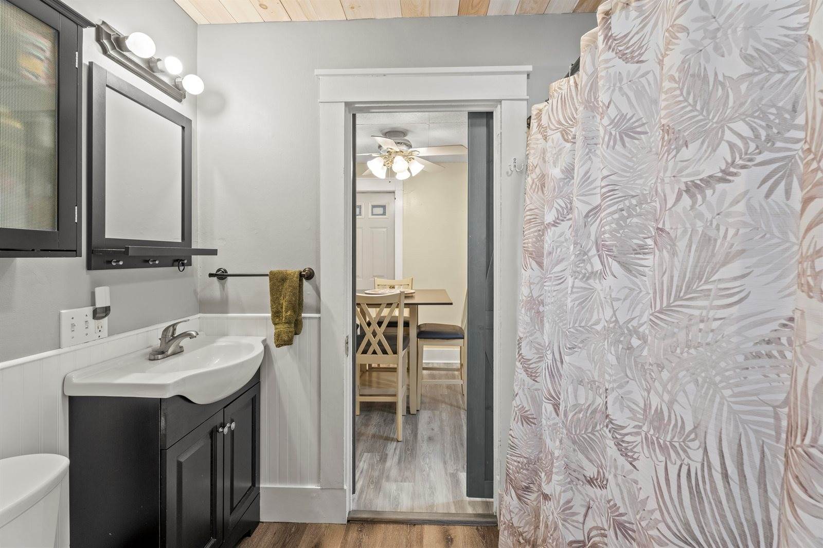 17 Wheelden Heights, Hampden, ME 04444